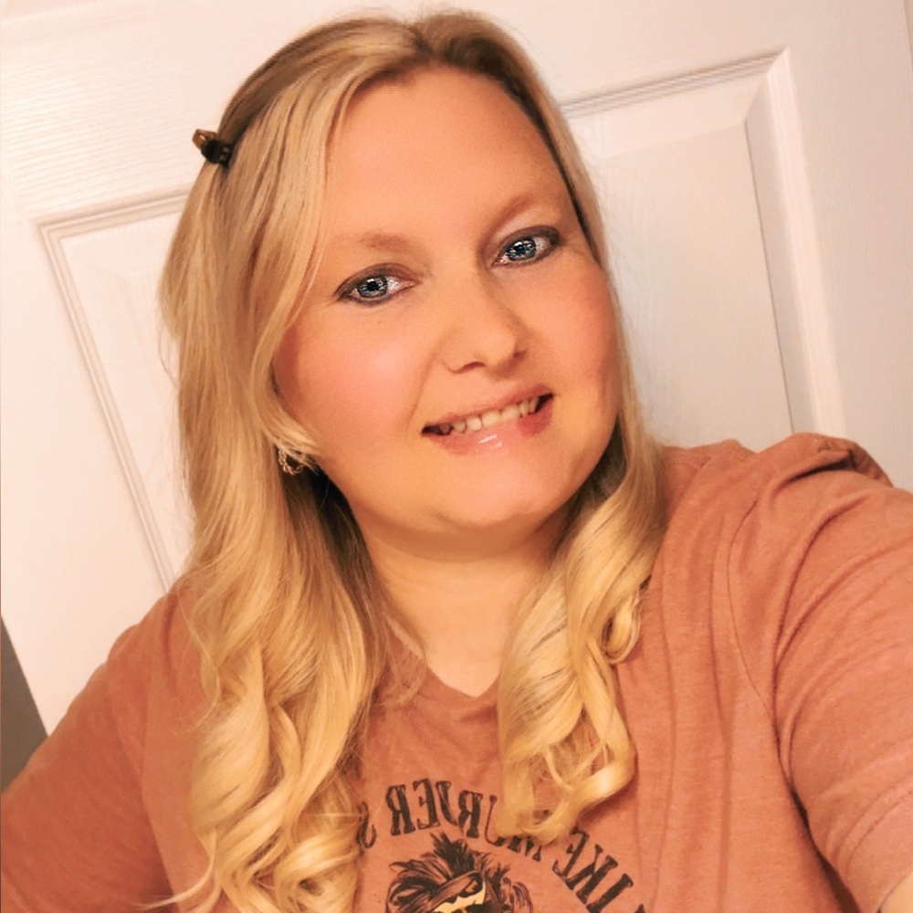 Meet your Posher, Brooke